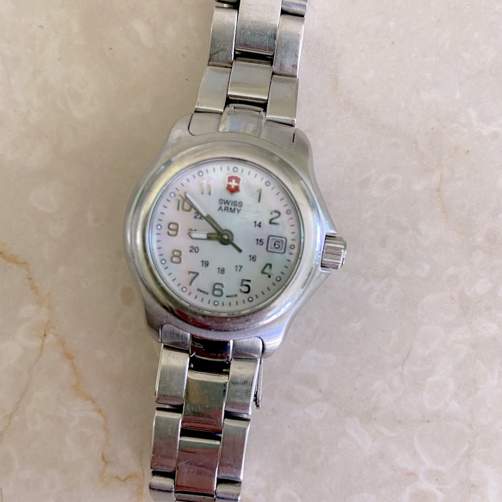 Mother of Pearl Face - Swiss Army Watch - Stainless Steel